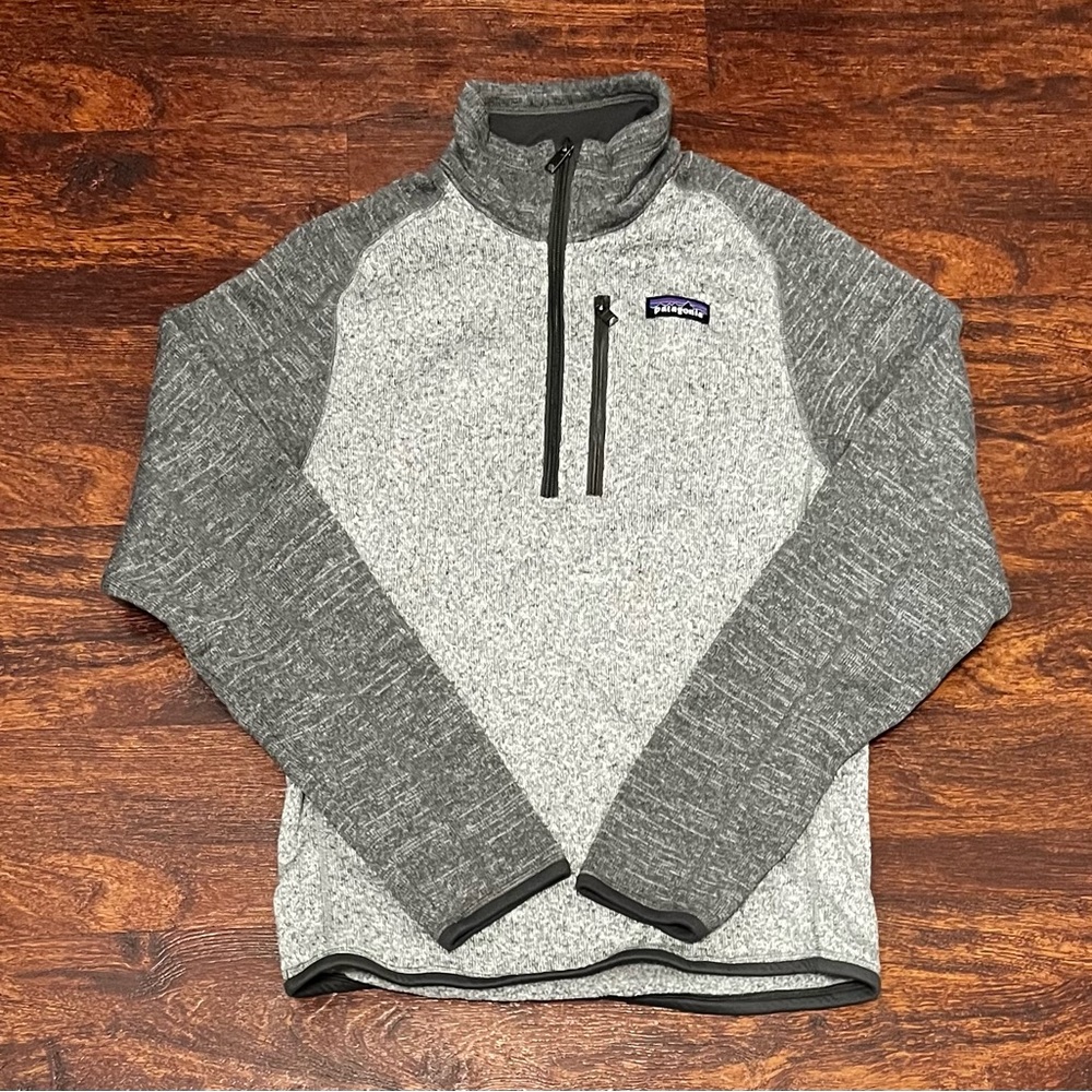 Patagonia Two-Tone Gray Zip-Up Sweater